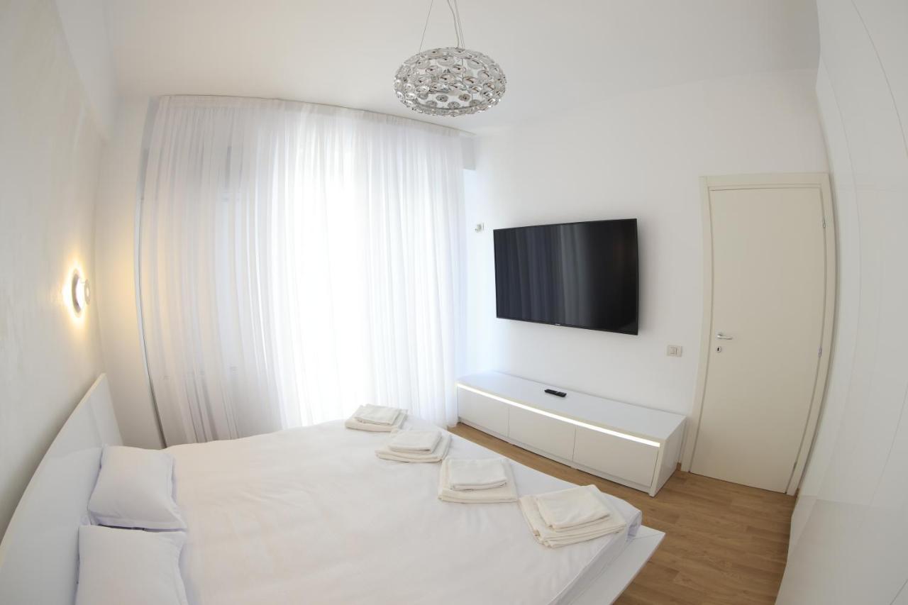 Nicho Residence 2 Bucurestii Noi Ngoại thất bức ảnh